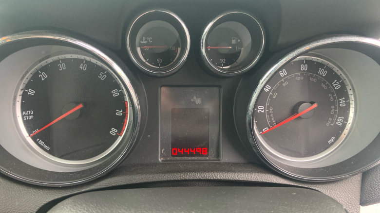 Vauxhall Mokka 1.6i Exclusiv 5dr Petrol Hatchback
